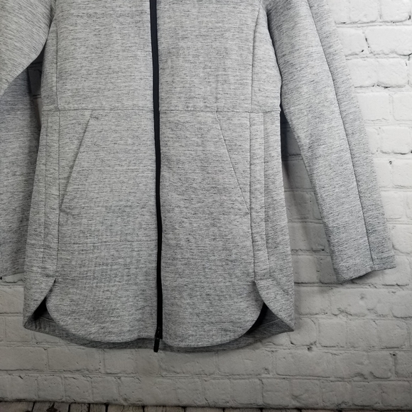 Lululemon "Going Places" Jacket Size 2 Womens Gray - Picture 5 of 12